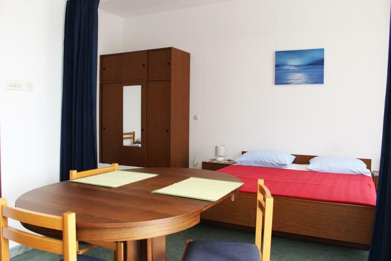 Apartments Tonka Primošten Esterno foto